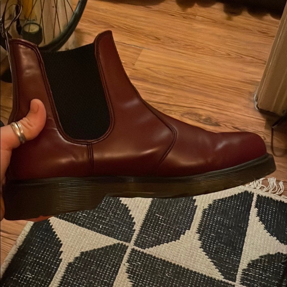 Dr. Martens Chelsea Boot in Cherry